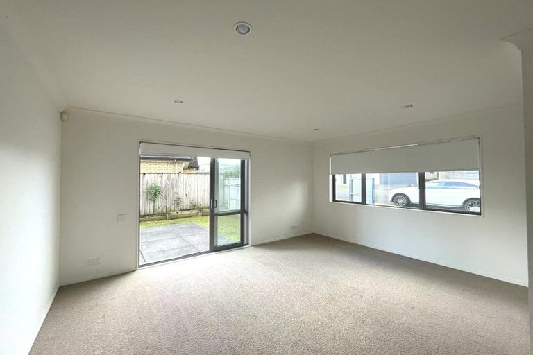 Photo of property in 3 Mccathie Drive, Flat Bush, Auckland, 2019
