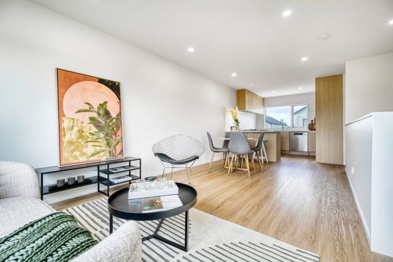 Photo of property in 21c Granville Drive, Massey, Auckland, 0614