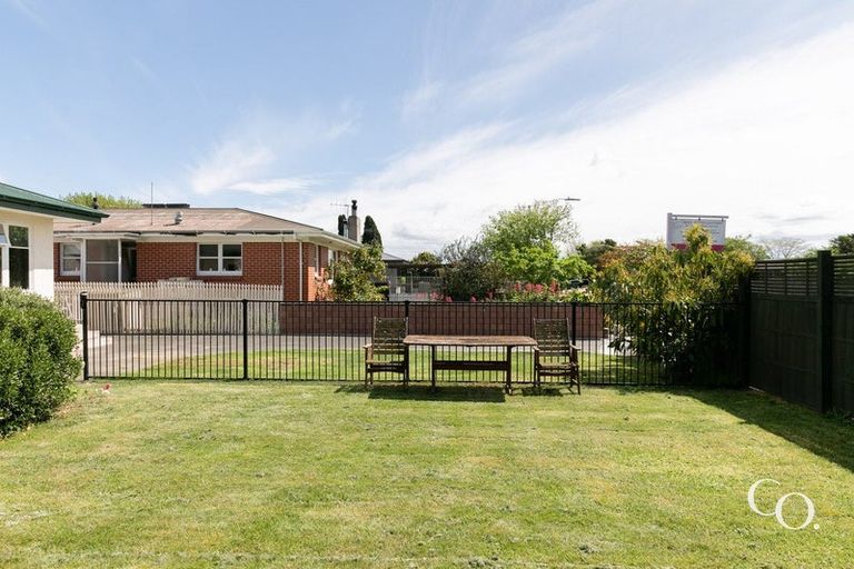 Photo of property in 24 Mill Road, Clive, 4102