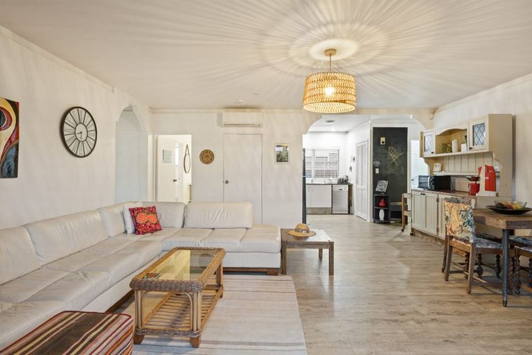 Photo of property in 1/73 Florence Avenue, Orewa, 0931