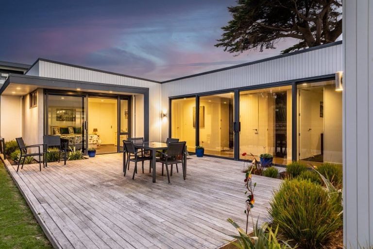 Photo of property in 257 Rosetta Road, Raumati Beach, Paraparaumu, 5032