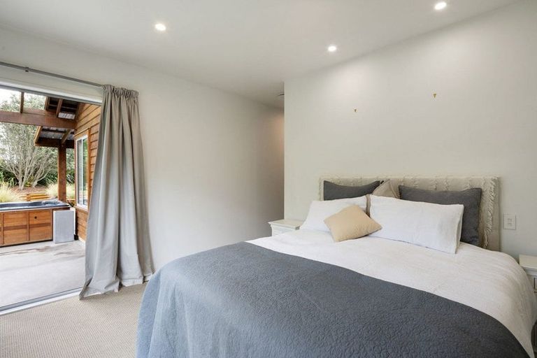 Photo of property in 150 Athlone Drive, Cambridge, 3434