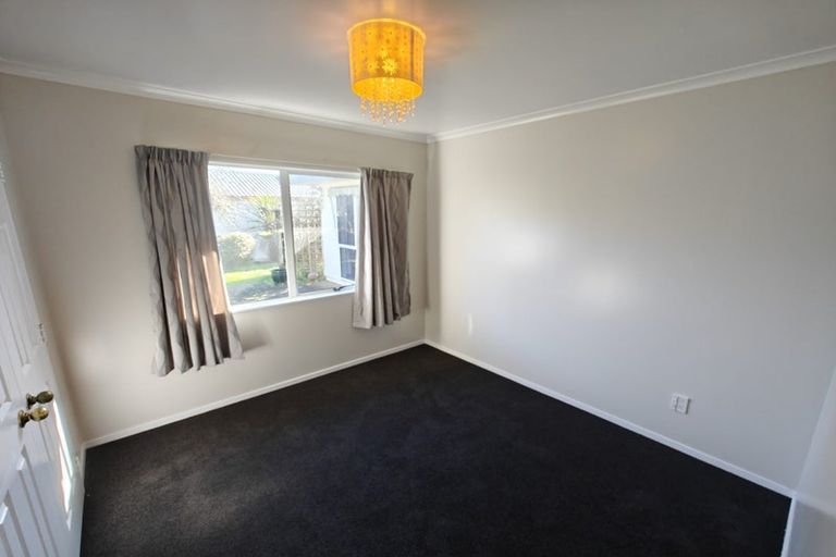 Photo of property in 76 Splitt Avenue, Glenview, Hamilton, 3206