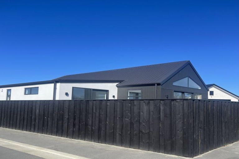 Photo of property in 1/1 Hebe Lane, Northwood, Christchurch, 8051