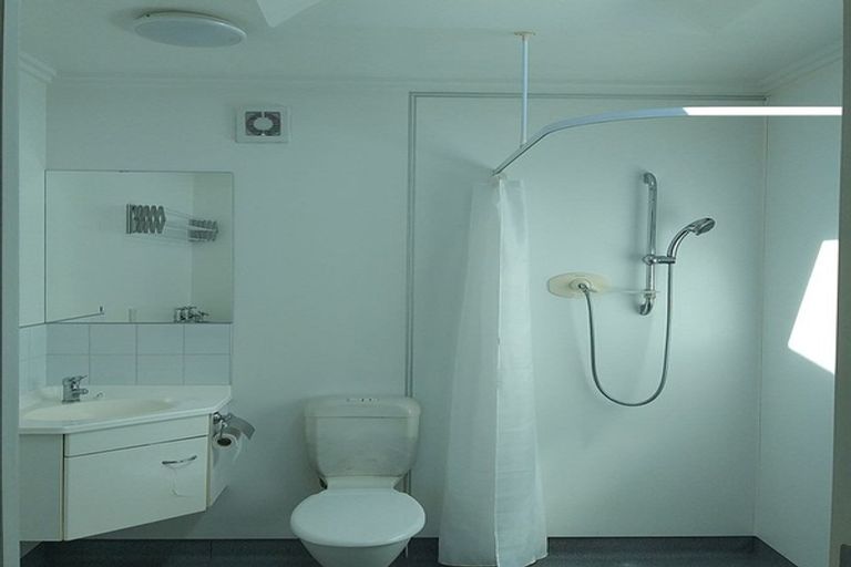 Photo of property in 75 Mandeville Street, Riccarton, Christchurch, 8011