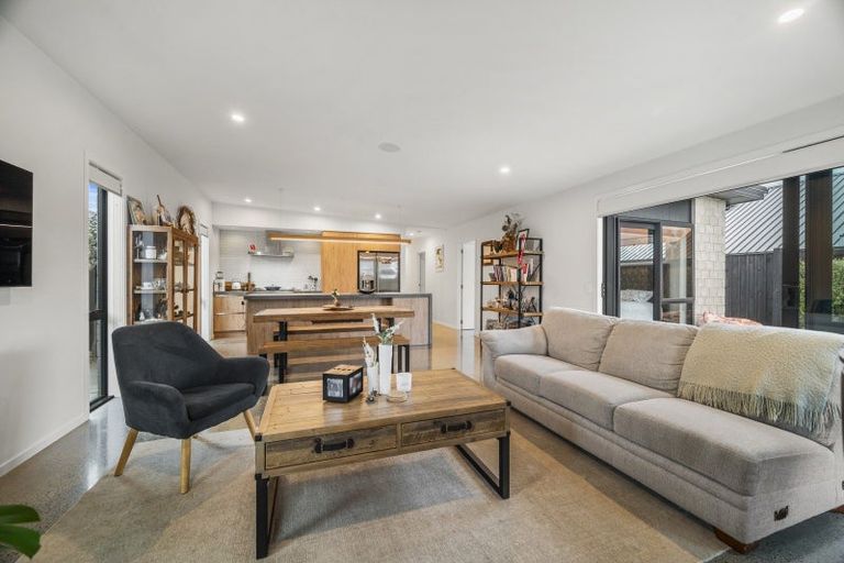 Photo of property in 4b Harakeke Drive, Wharewaka, Taupo, 3330