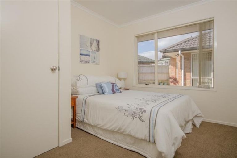 Photo of property in 4 Innisowen Place, Flat Bush, Auckland, 2019
