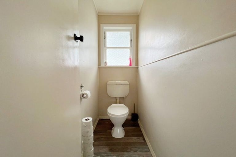 Photo of property in 37 Old Farm Road, Hamilton East, Hamilton, 3216