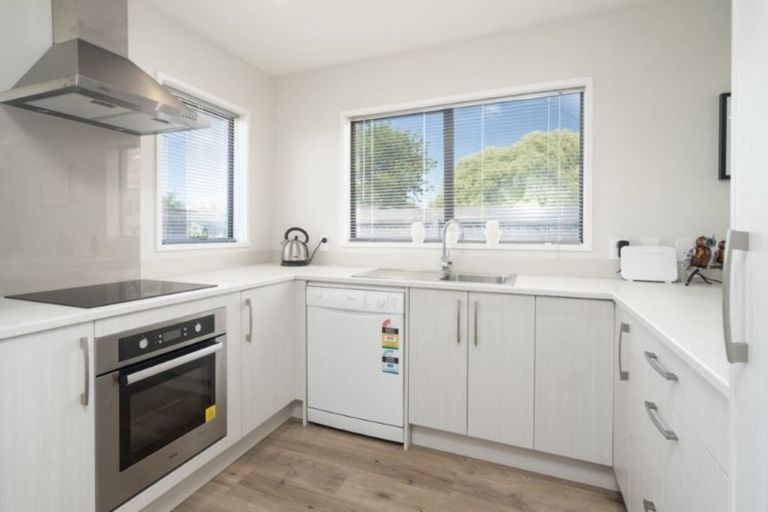 Photo of property in 13 Colac Street, Avondale, Christchurch, 8061