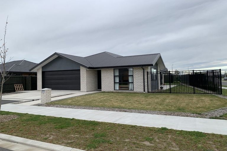 Photo of property in 2 Frogmore Way, Rolleston, 7615