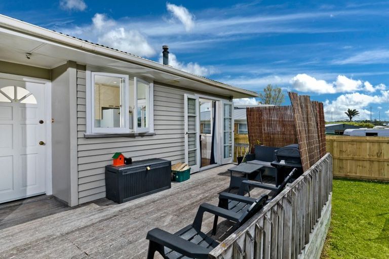Photo of property in 23a Statesman Street, Henderson, Auckland, 0612
