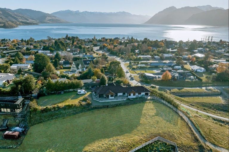 Photo of property in Cemetery Road, Lake Hawea, 9382
