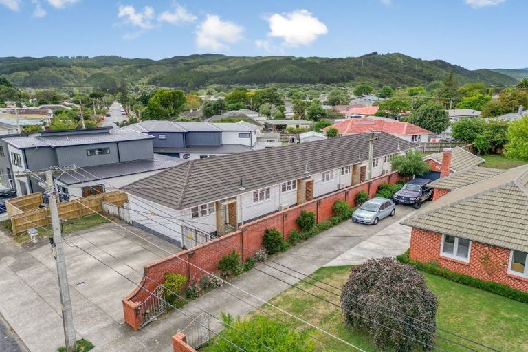 Photo of property in 1/3 Huia Grove, Elderslea, Upper Hutt, 5018