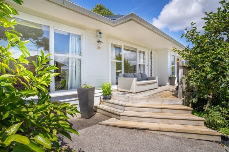 Photo of property in 2/56 Alton Avenue, Hillcrest, Auckland, 0627