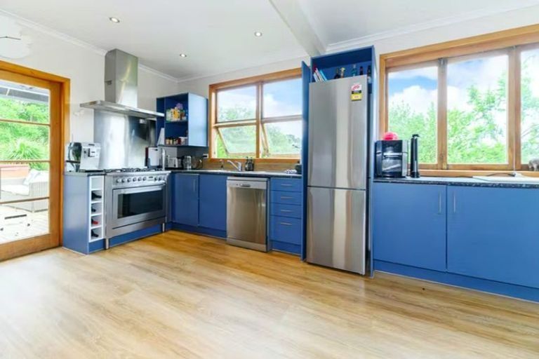 Photo of property in 449 Pine Valley Road, Dairy Flat, Silverdale, 0992