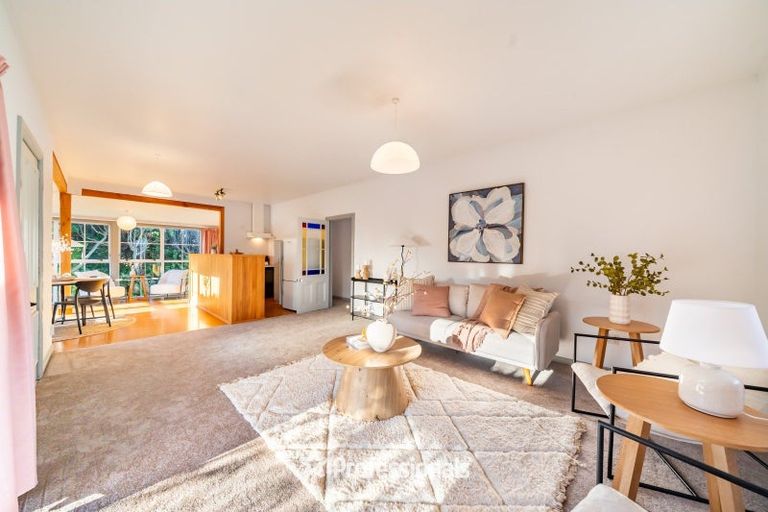 Photo of property in 124 Tutere Street, Waikanae Beach, Waikanae, 5036
