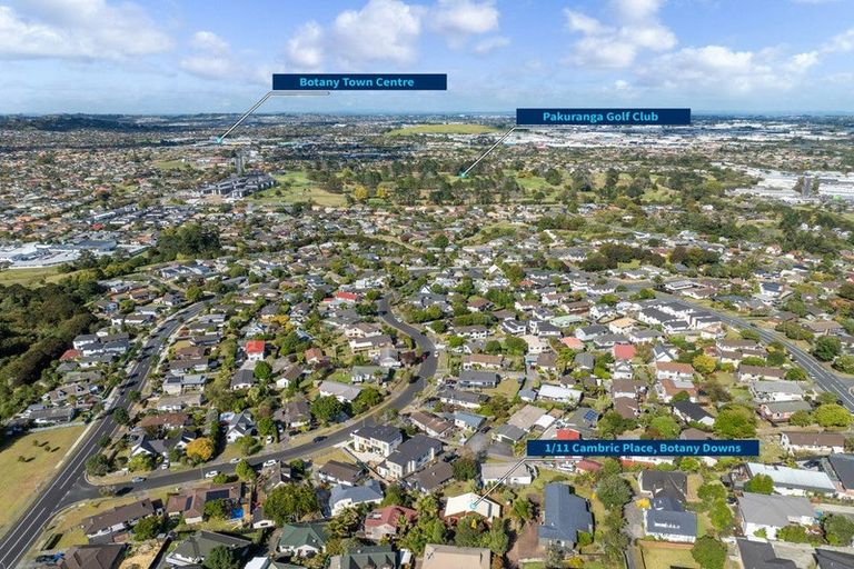 Photo of property in 1/11 Cambric Place, Botany Downs, Auckland, 2010