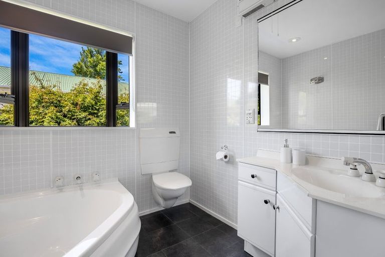 Photo of property in 168 Cashmere Road, Hoon Hay, Christchurch, 8025