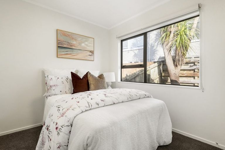 Photo of property in 1/193 East Coast Road, Castor Bay, Auckland, 0620