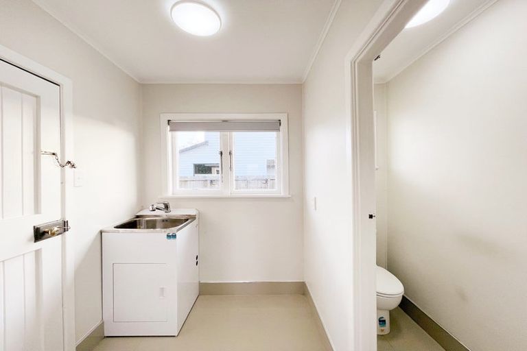 Photo of property in 22 Rathgar Road, Henderson, Auckland, 0610