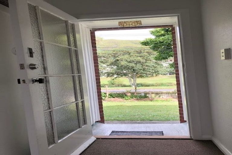 Photo of property in 271 Riverside Drive, Waterloo, Lower Hutt, 5011