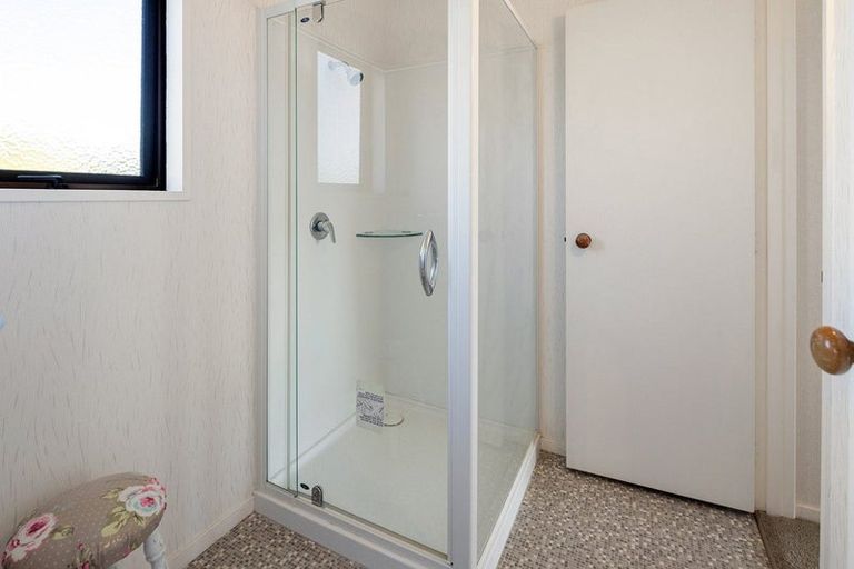 Photo of property in 166 Racecourse Road, Cambridge, 3493