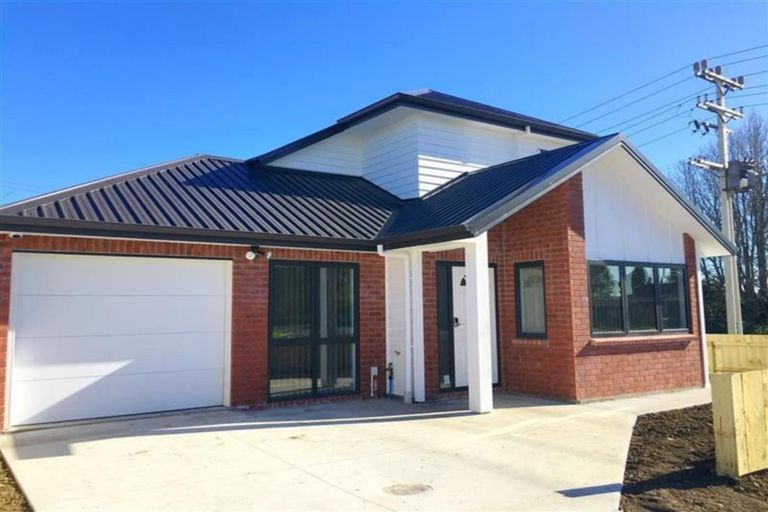 Photo of property in 1 Takahe Avenue, Takanini, 2112
