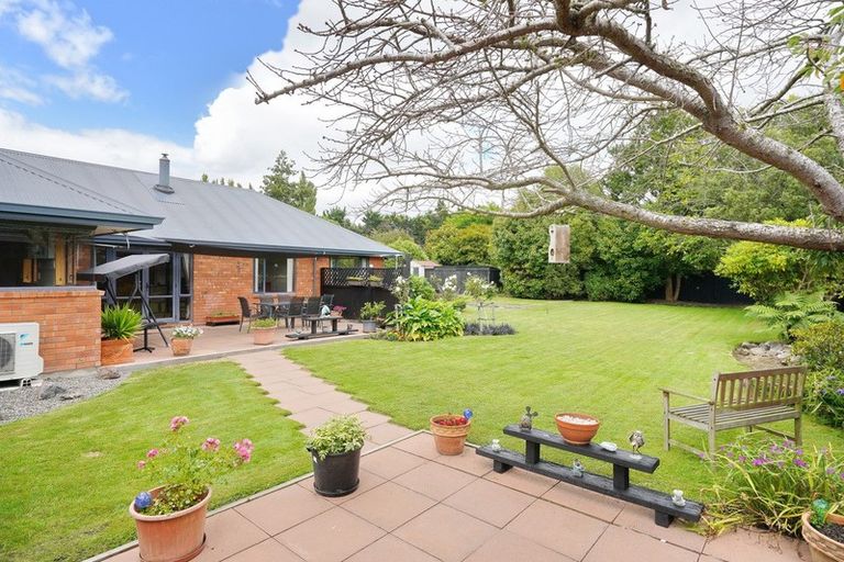 Photo of property in 12 Pearce Place, Kaiapoi, 7630