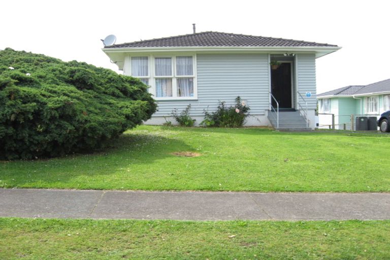 Photo of property in 38 Ilford Crescent, Mangere, Auckland, 2022