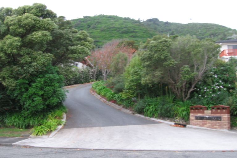 Photo of property in 53e Kotare Street, Waikanae, 5036