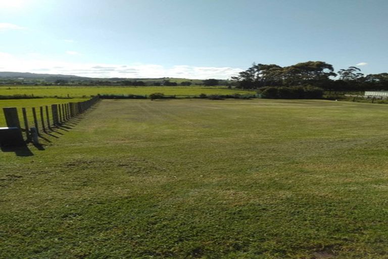 Photo of property in 31 Marsden Point Road, Ruakaka, 0116