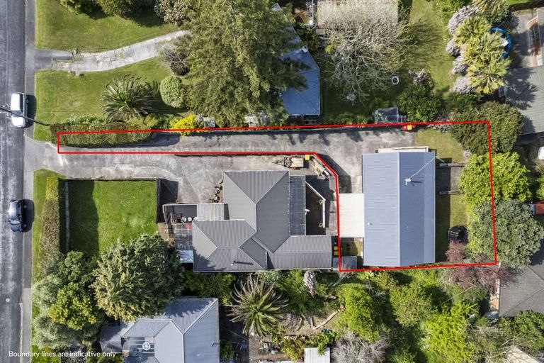 Photo of property in 1/3 Matama Road, Glen Eden, Auckland, 0602