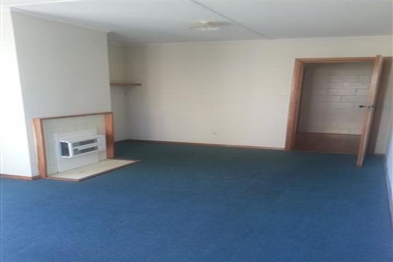 Photo of property in 5- 7 Hazard Grove, Cannons Creek, Porirua, 5024
