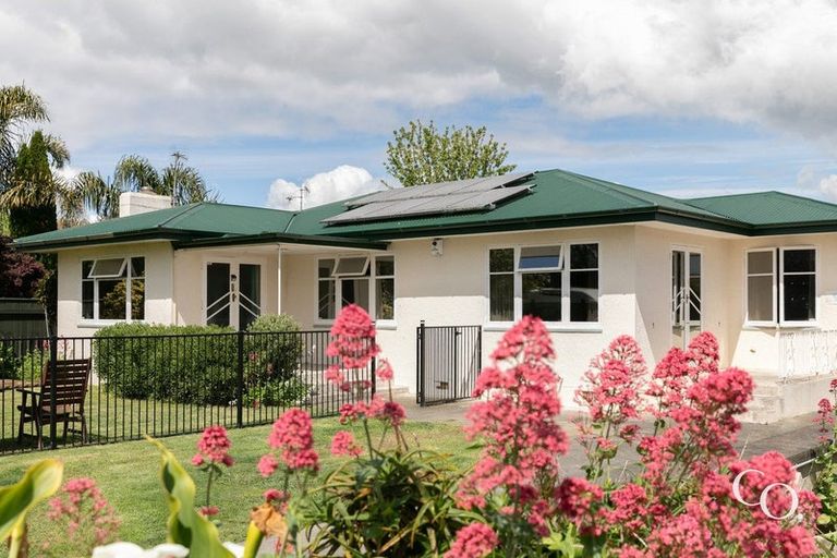 Photo of property in 24 Mill Road, Clive, 4102