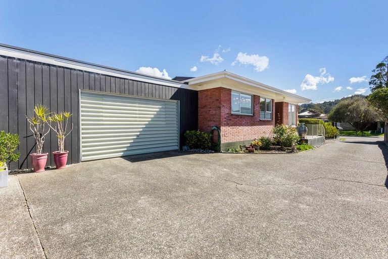 Photo of property in 1/6 Manuka Street, Orewa, 0931