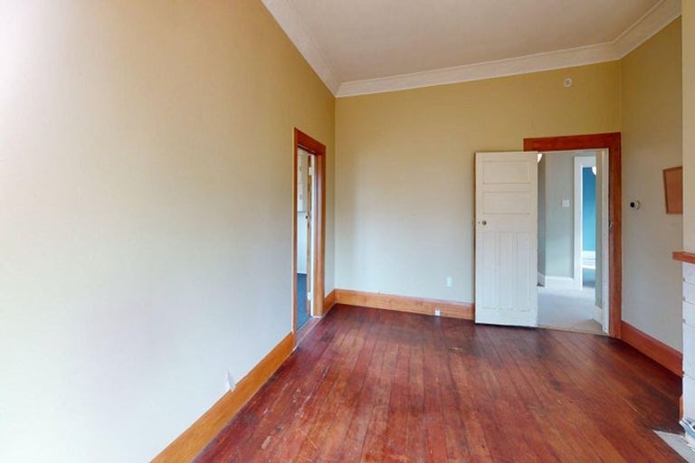 Photo of property in 28 Millar Street, Terrace End, Palmerston North, 4410
