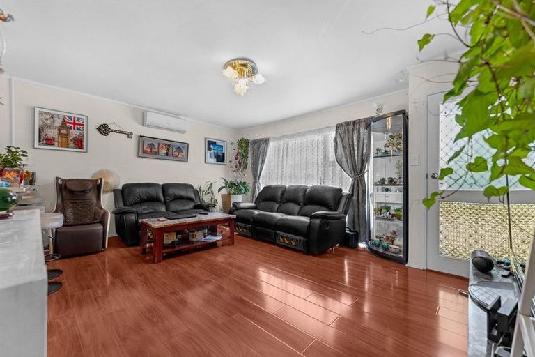 Photo of property in 2/34 Hoteo Avenue, Papatoetoe, Auckland, 2025