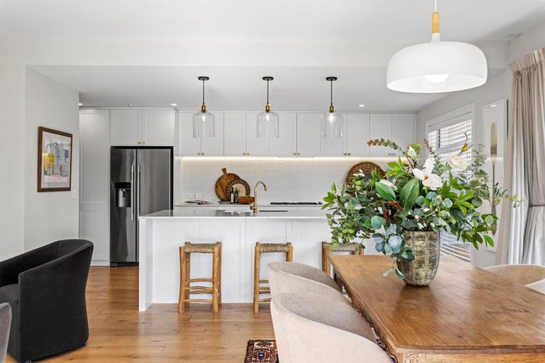 Photo of property in 87 Cashmere Road, Cashmere, Christchurch, 8022