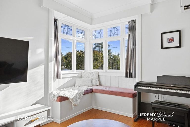 Photo of property in 112a/1 View Road, Sunnyvale, Auckland, 0612