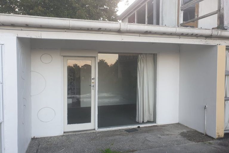 Photo of property in 40a/4 West Coast Road, Glen Eden, Auckland, 0602