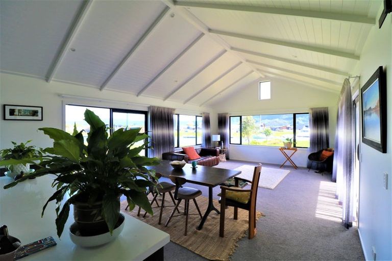 Photo of property in 70 Leeward Drive, Whitianga, 3510