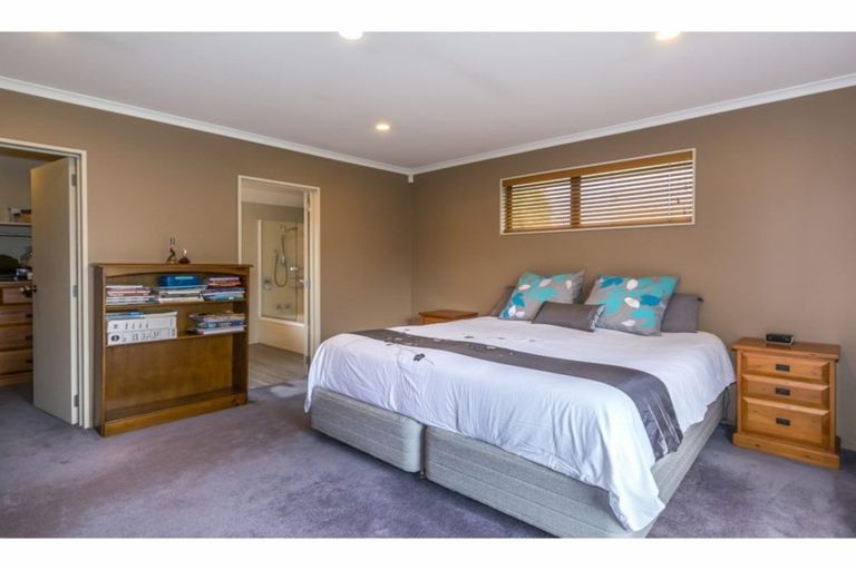 Photo of property in 16 Camleigh Close, Kaiapoi, 7630