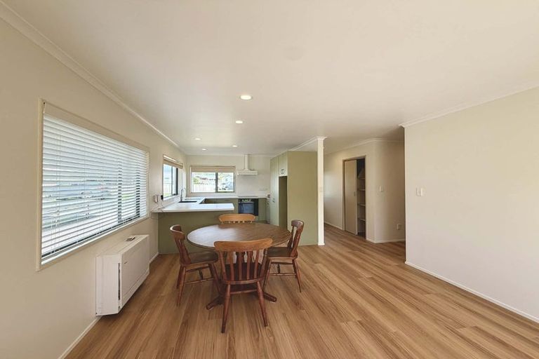 Photo of property in 21 Clemow Road, Fitzroy, New Plymouth, 4312