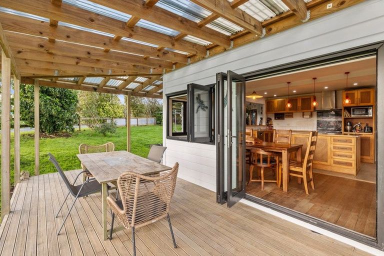 Photo of property in 14 Te Arai Point Road, Te Arai, Wellsford, 0975