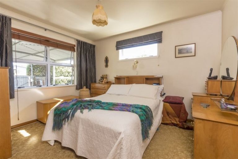 Photo of property in 220 Saint Marys Avenue, Te Awamutu, 3800