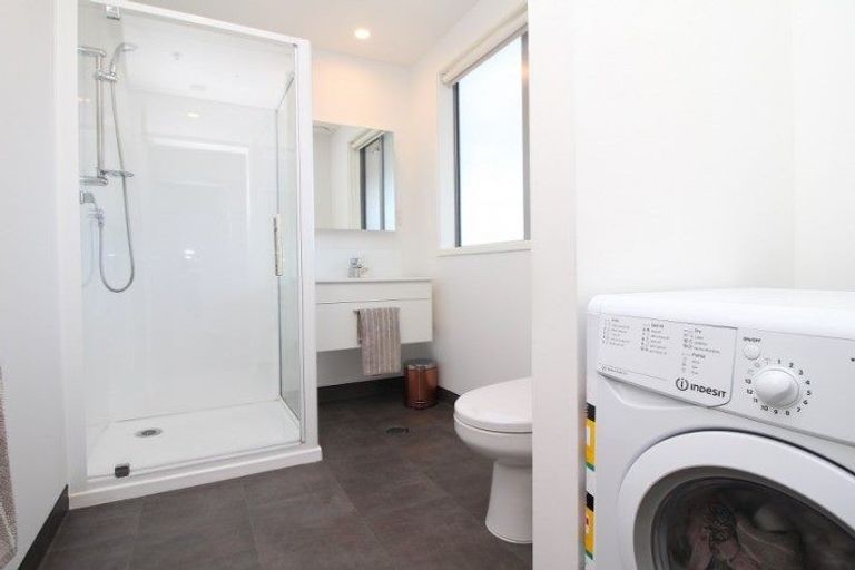 Photo of property in 203/160b Hobsonville Point Road, Hobsonville, Auckland, 0616