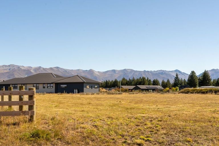 Photo of property in 14 Temple Drive, Twizel, 7901