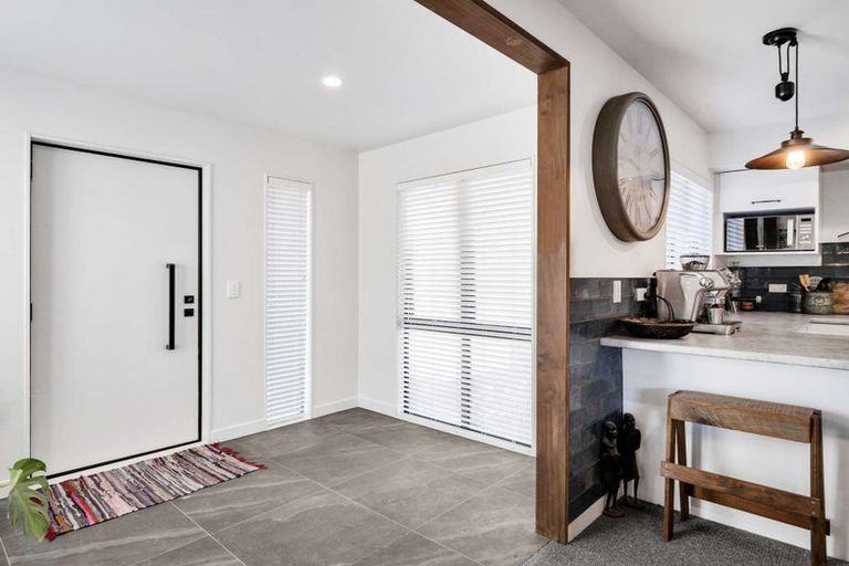 Photo of property in 1 Ward Street, Aramoho, Whanganui, 4500