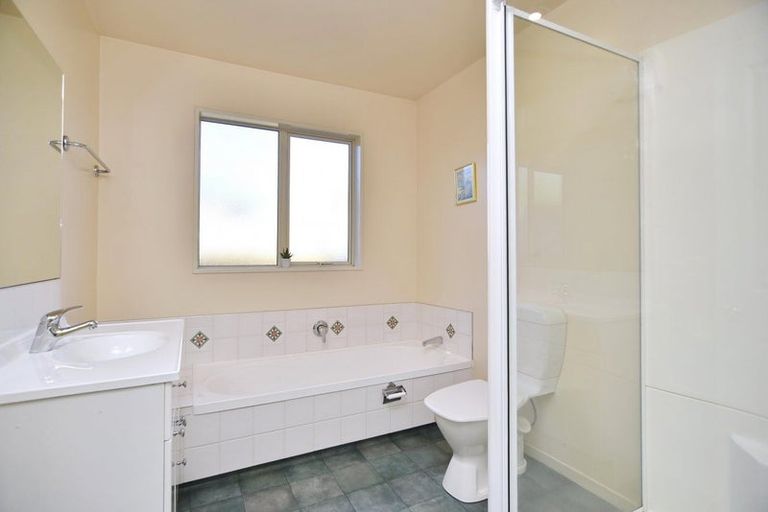 Photo of property in 27 Beechwood Drive, Northwood, Christchurch, 8051