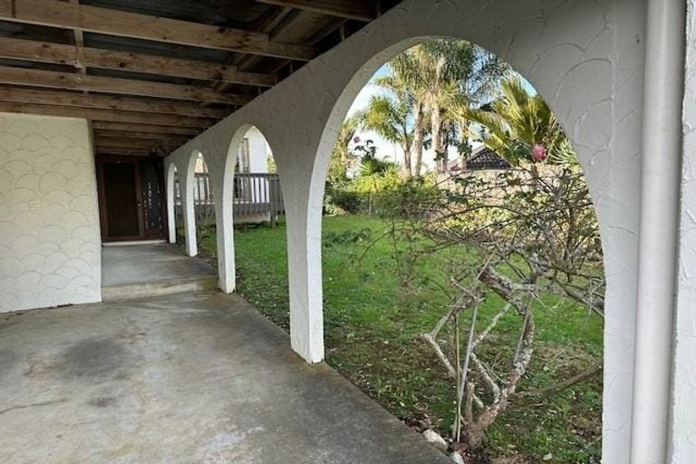 Photo of property in 9 Winifred Avenue, Bayview, Auckland, 0629